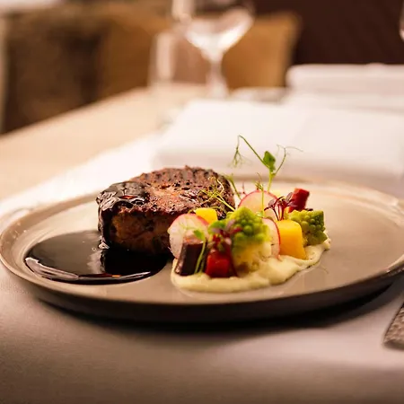 De Kastanjefabriek 호텔 아이버겐