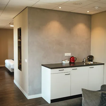 De Kastanjefabriek Hotel 4*