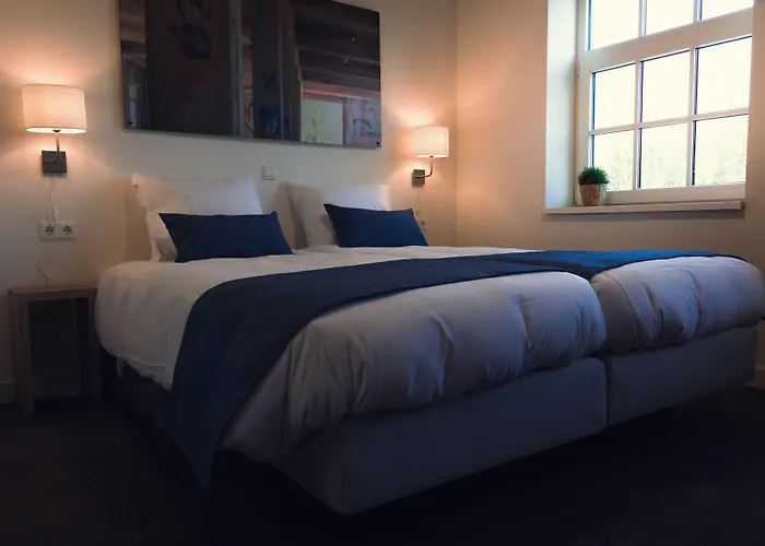 فندق De Kastanjefabriek