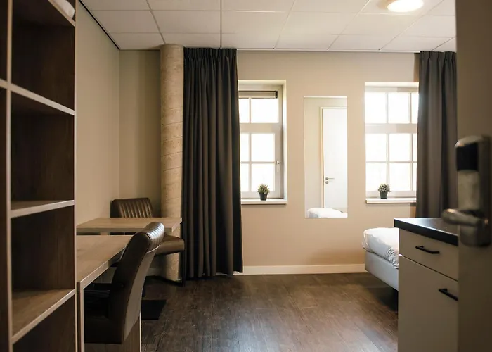 De Kastanjefabriek Hotell 4*