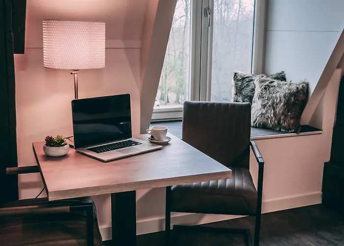 De Kastanjefabriek Hotell 4*